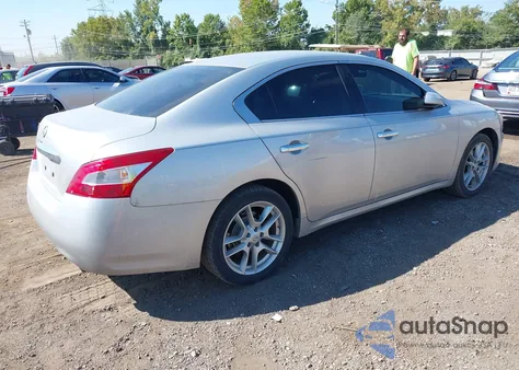 2010 Nissan Maxima 3.5 S z USA, uszkodzony, nr VIN 1N4AA5AP8AC856131